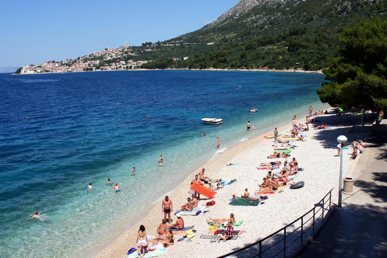 Apartments By The Sea Igrane, Makarska - 310 المظهر الخارجي الصورة