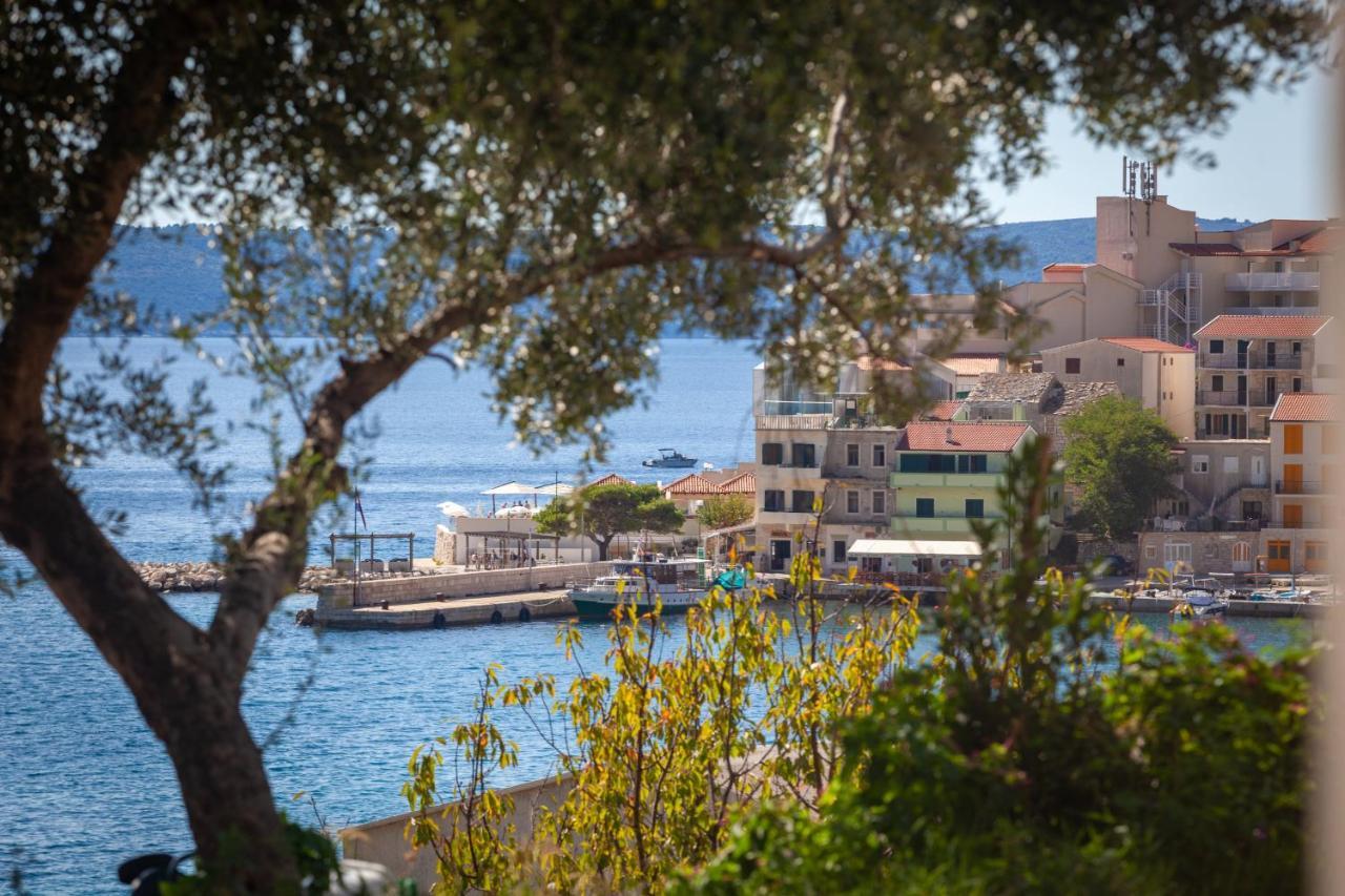 Apartments By The Sea Igrane, Makarska - 310 المظهر الخارجي الصورة